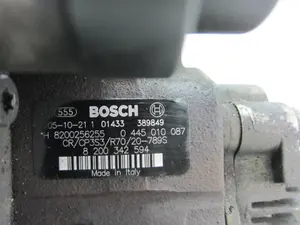 Foto de BOMBA INYECCION RENAULT MEGANE II CLASSIC BERLINA referencia 8200256255 foto 3