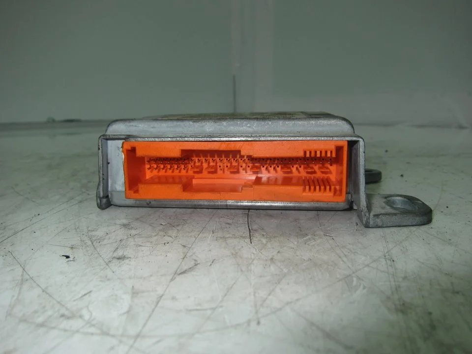 Foto de CENTRALITA AIRBAG RENAULT SCENIC I (JA...) 1.9 dCi Diesel CAT (102 CV / 75 KW) referencia 600639500