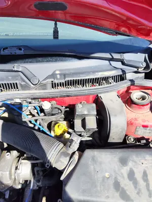 Foto de MOTOR LIMPIA DELANTERO VOLKSWAGEN GOLF IV BERLINA (1J1)(10.1997) 1.9 TDI (90 CV / 66 KW)