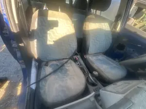 Foto de JUEGO ASIENTOS COMPLETO SKODA FABIA COMBI (5J5) 1.4 TDI (80 CV / 59 KW)