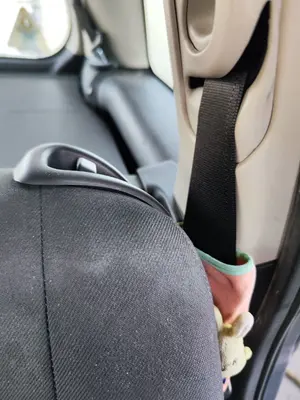 Foto de CINTURON SEGURIDAD TRASERO IZQUIERDO OPEL ZAFIRA A 1.6 16V (101 CV / 74 KW)