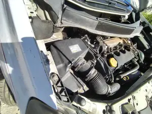 Foto de CAJA FILTRO AIRE OPEL ZAFIRA B 1.9 CDTI (120 CV / 88 KW) referencia 13271079 foto 1