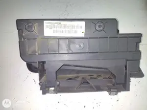Foto de GUANTERA SEAT LEON (1P1) 1.9 TDI (105 CV / 77 KW) referencia 1P1857121 foto 4