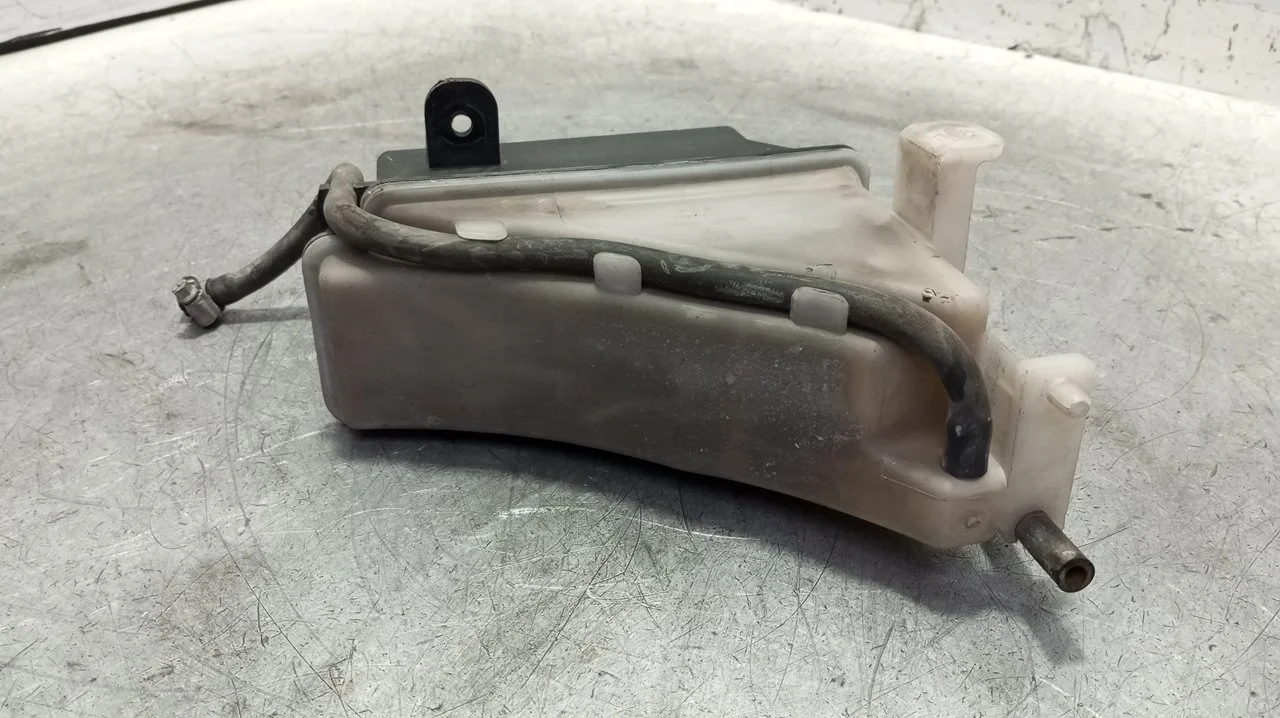Foto de DEPOSITO EXPANSION HYUNDAI GETZ (TB) 1.1 12V CAT (63 CV / 46 KW) referencia 254301C000