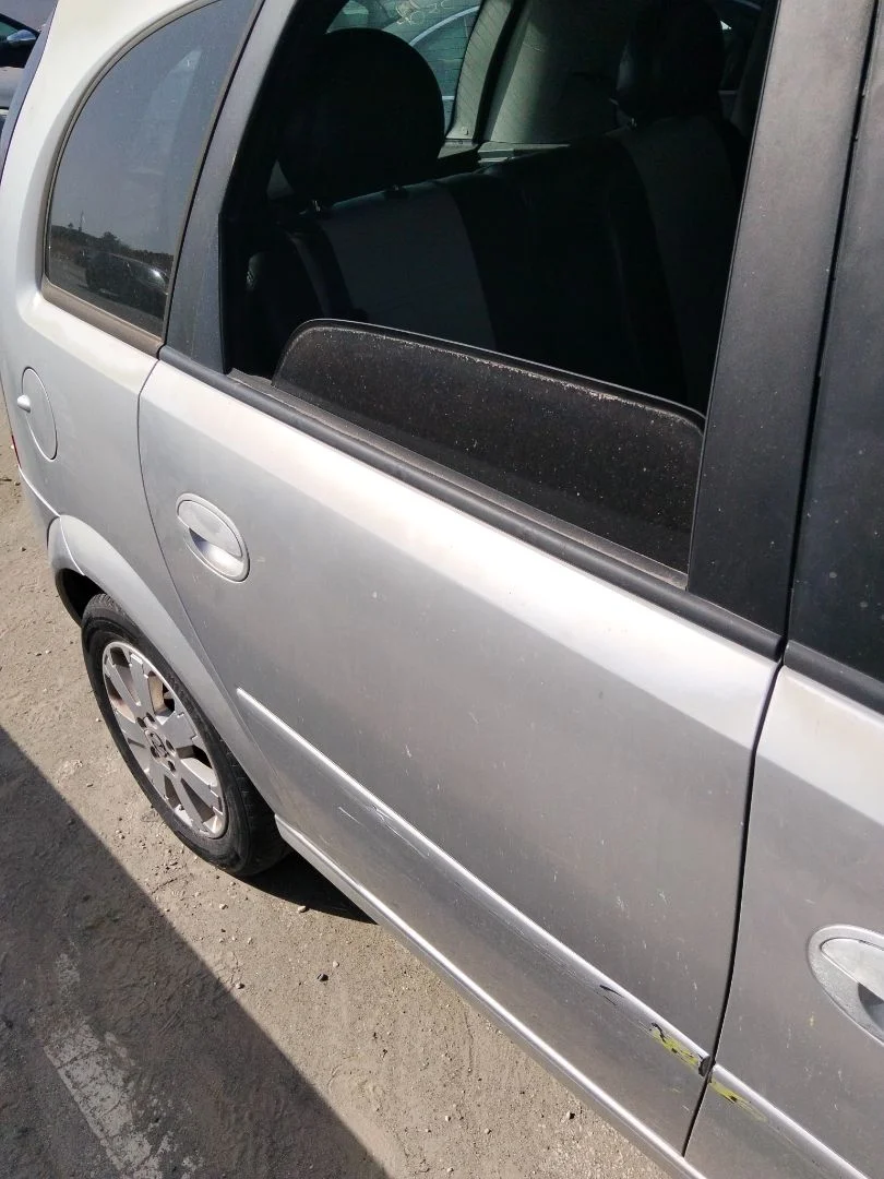 Foto de PUERTA TRASERA DERECHA OPEL MERIVA 1.7 16V CDTI (101 CV / 74 KW) referencia 13149682