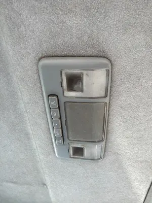 Foto de LUZ INTERIOR MITSUBISHI GALLOPER (HYUNDAI)(02.1998) 2.5 Turbodiesel (105 CV / 77 KW)