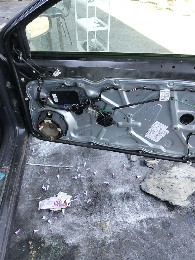 Foto de ELEVALUNAS DELANTERO DERECHO FIAT STILO (192) 1.9 JTD CAT (116 CV / 85 KW)