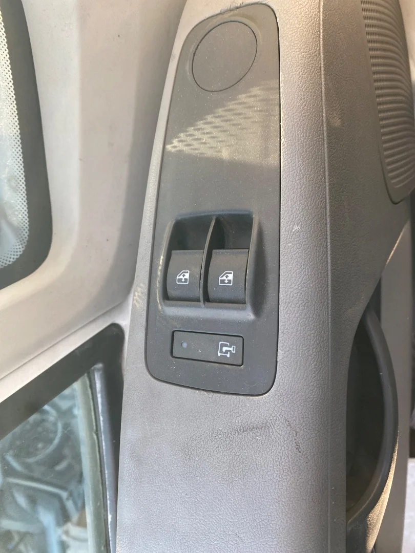 Foto de MANDO ELEVALUNAS DELANTERO IZQUIERDO CITROEN JUMPER FURGON