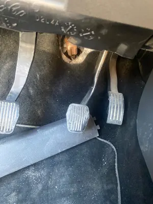 Foto de PEDAL FRENO FORD KUGA (CBV) 2.0 TDCi CAT (136 CV / 100 KW)