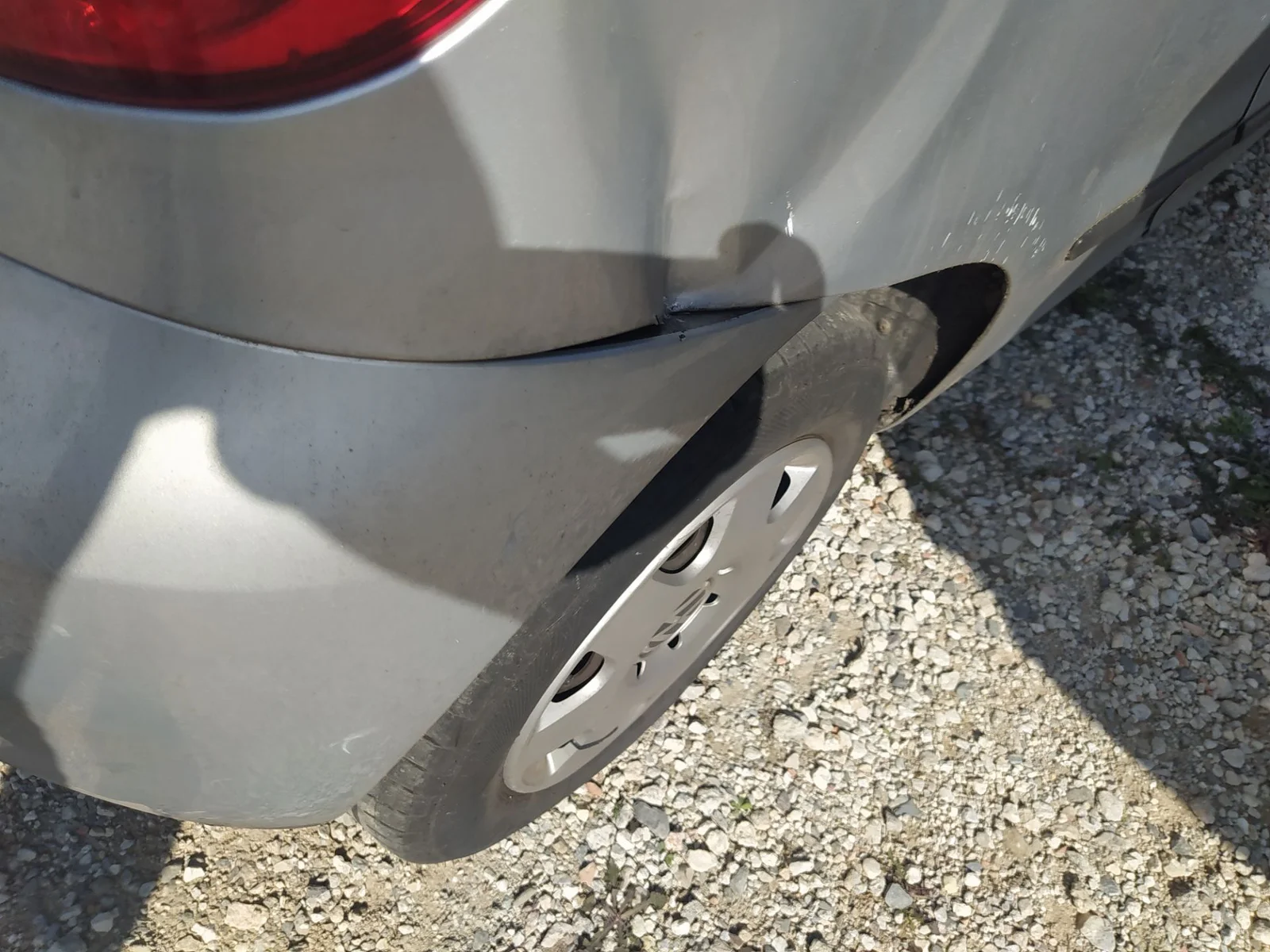 Foto de PASO RUEDA TRASERO DERECHO VOLKSWAGEN FOX (5Z1)(04.2005) 1.4 (75 CV / 55 KW) referencia 5Z0810972