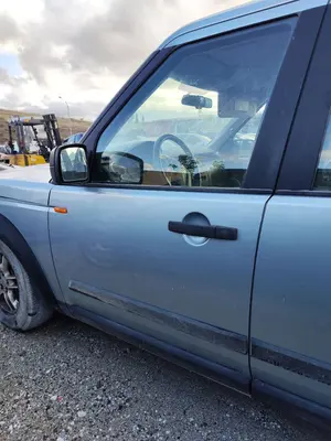 Foto de PUERTA DELANTERA IZQUIERDA LAND ROVER DISCOVERY 2.7 Td V6 CAT (190 CV / 140 KW)