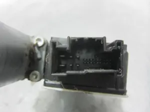 Foto de MOTOR ELEVALUNAS DELANTERO IZQUIERDO SEAT IBIZA (6K1) 1.9 SDI (68 CV / 50 KW) referencia 2Q1959881R foto 2