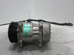 Foto de COMPRESOR AIRE ACONDICIONADO PEUGEOT 306 3/5 PT. / 4 PT. (S2) referencia SD7V161227F foto 6