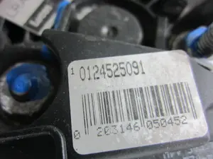 Foto de ALTERNADOR VOLKSWAGEN GOLF V (1K1)(10.2003) 1.9 TDI (105 CV / 77 KW) referencia 0124525091 foto 6