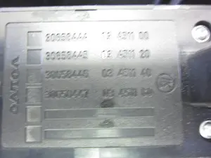 Foto de MANDO ELEVALUNAS DELANTERO IZQUIERDO VOLVO S40 BERLINA 2.5 20V Turbo CAT (220 CV / 162 KW) referencia 8679666 foto 3