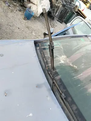 Foto de BRAZO LIMPIA DELANTERO DERECHO OPEL ASTRA H BERLINA