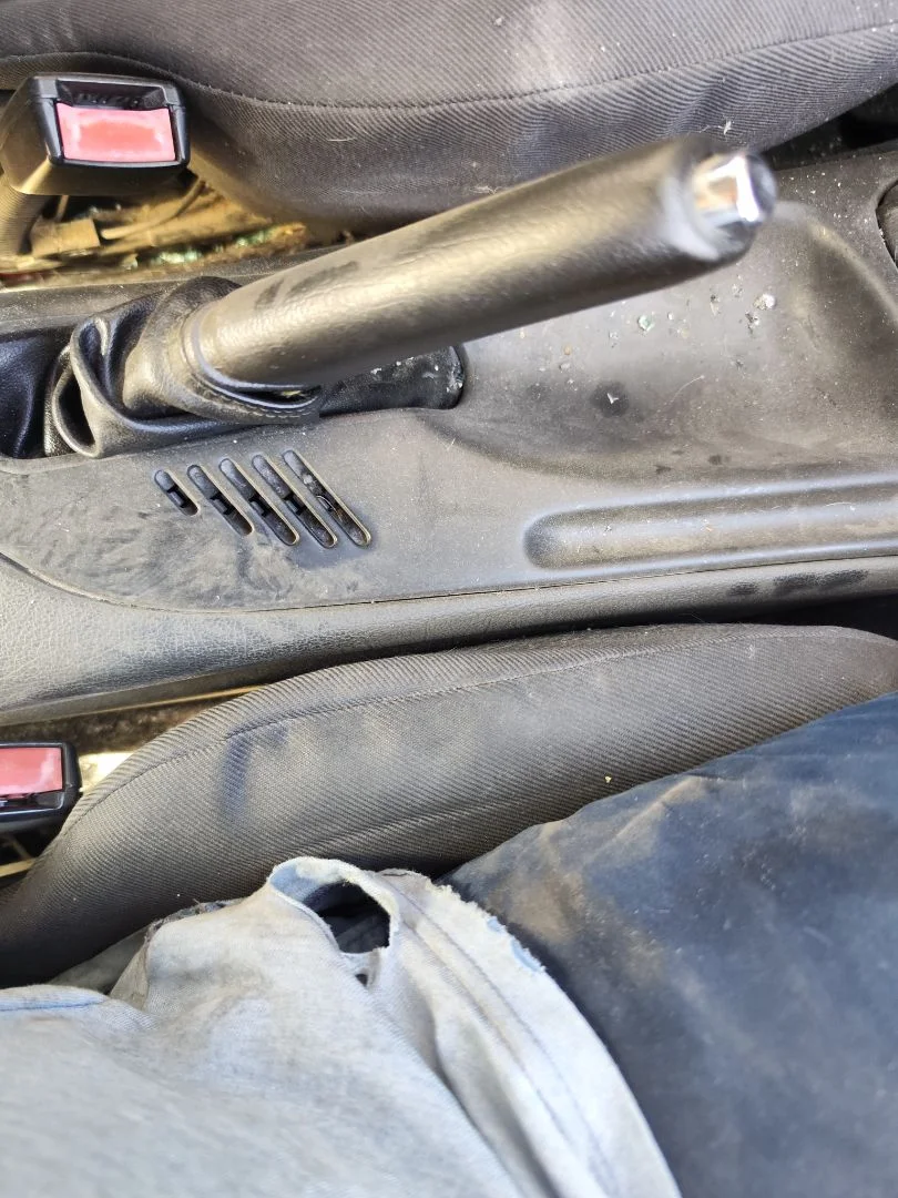 Foto de PALANCA FRENO FORD MONDEO BERLINA (GD) 1.8 Turbodiesel CAT (90 CV / 66 KW) referencia 1148926