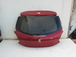 Foto de PORTON TRASERO DERECHO PEUGEOT 208 1.4 HDi FAP (68 CV / 50 KW)