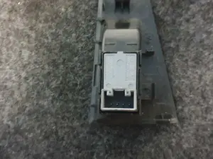 Foto de MANDO ELEVALUNAS DELANTERO DERECHO SEAT LEON (1P1) referencia 7L6959855B foto 2