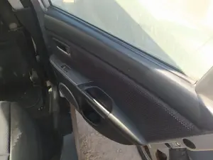 Foto de ELEVALUNAS TRASERO DERECHO MAZDA 3 BERLINA (BK) 1.6 CD Diesel CAT (109 CV / 80 KW) referencia BP4L-72-560D
