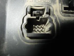 Foto de CAJA RELES / FUSIBLES CITROEN BERLINGO 1.9 Diesel (69 CV / 51 KW) referencia A2C53172124 foto 4