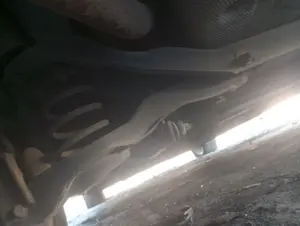 Foto de BRAZO SUSPENSION TRASERO DERECHO FORD FOCUS BERLINA (CAP) 1.6 TDCi CAT (109 CV / 80 KW)