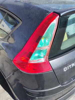 Foto de PILOTO TRASERO IZQUIERDO CITROEN C4 COUPE 1.4 16V (88 CV / 65 KW)