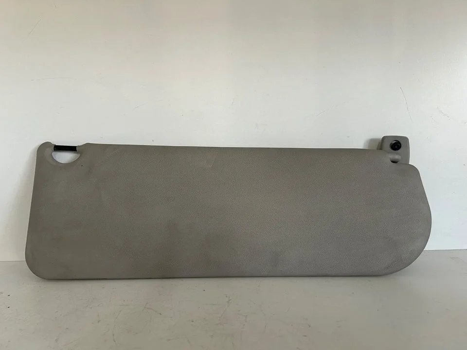 Foto de PARASOL DERECHO OPEL CORSA D 1.2 16V CAT (Z 12 XEP / LB4) (80 CV / 59 KW) referencia 68517