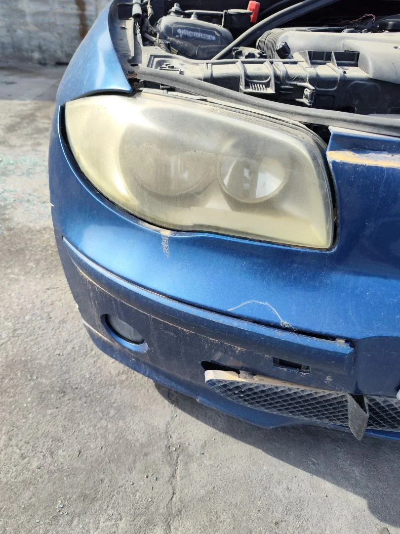 Foto de FARO DERECHO BMW SERIE 1 BERLINA (E81/E87) 2.0 16V Diesel CAT (122 CV / 90 KW) referencia 63126924486