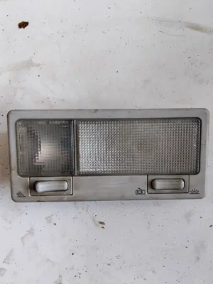Foto de LUZ INTERIOR VOLKSWAGEN GOLF III (1H1)(11.1991) 1.9 TDI (110 CV / 81 KW) referencia 72203000