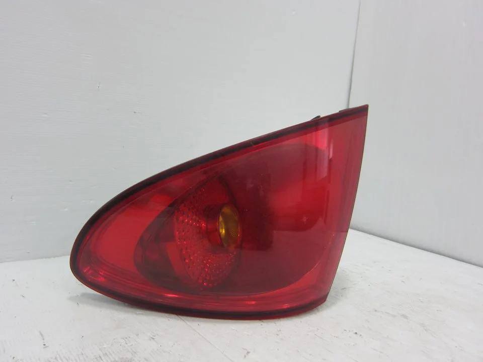 Foto de PILOTO TRASERO DERECHO SEAT TOLEDO (5P2) 1.9 TDI (105 CV / 77 KW) referencia 5P5945096B