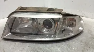 Foto de FARO IZQUIERDO AUDI A4 BERLINA (B5) 1.8 20V (125 CV / 92 KW) referencia 8D0841003AK