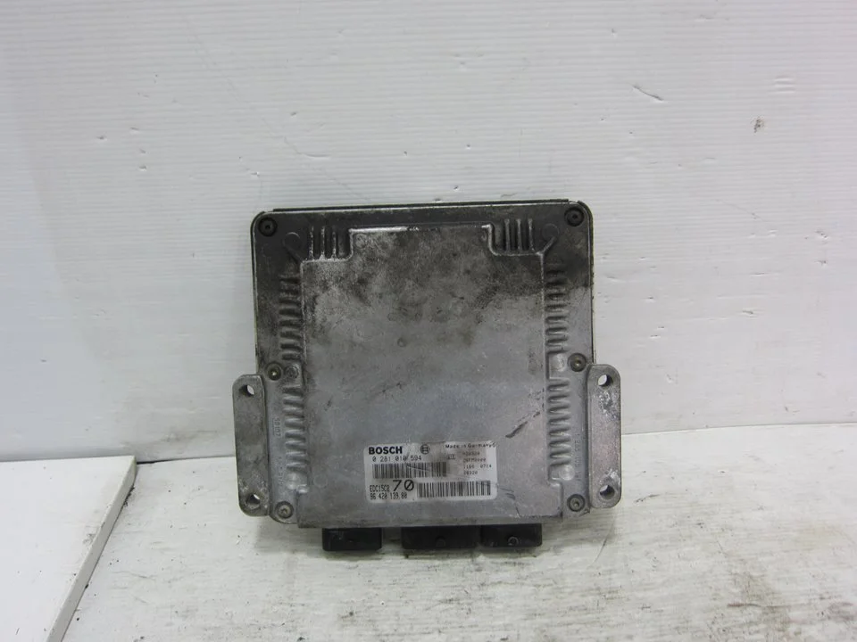 Foto de CENTRALITA MOTOR UCE PEUGEOT 206 2.0 HDi CAT (90 CV / 66 KW) referencia 9642013980