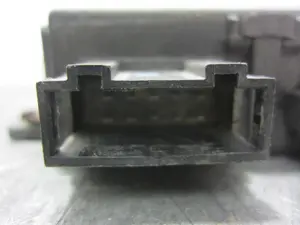 Foto de MODULO ELECTRONICO VOLKSWAGEN LUPO (6X1/6E1) 1.4 16V (75 CV / 55 KW) referencia 6X0953257 foto 3
