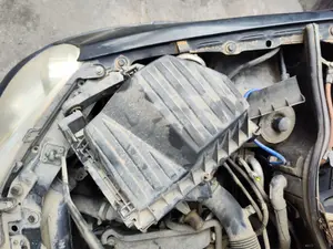Foto de CAJA FILTRO AIRE OPEL CORSA C 1.2 16V CAT (Z 12 XEP / LB4) (80 CV / 59 KW)