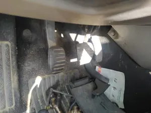 Foto de PEDAL EMBRAGUE RENAULT SCENIC II (JM) 1.5 dCi Diesel (106 CV / 78 KW)