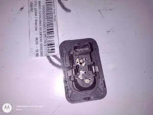 Foto de MANDO ELEVALUNAS DELANTERO DERECHO OPEL CORSA C 1.3 16V CDTI CAT (Z 13 DT / LN9) (69 CV / 51 KW) referencia 13363102 foto 2