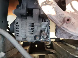 Foto de ALTERNADOR CITROEN C2 1.1  (60 CV / 44 KW)