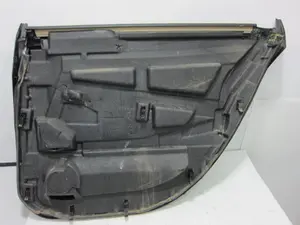 Foto de GUARNECIDO PUERTA TRASERA IZQUIERDA AUDI ALLROAD QUATTRO QUATTRO (4B5) 2.5 V6 24V TDI (180 CV / 132 KW) referencia 4B0863981A foto 2