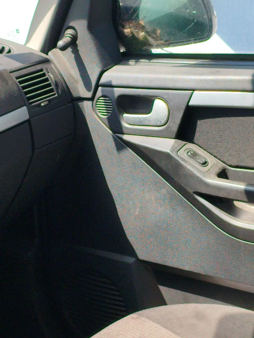 Foto de MANETA INTERIOR DELANTERA DERECHA OPEL MERIVA 1.7 16V DTI CAT (Y 17 DT / LR6) (75 CV / 55 KW)