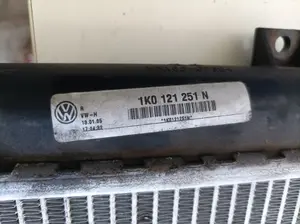 Foto de RADIADOR AGUA VOLKSWAGEN TOURAN (1T1) referencia 1K0121251N foto 2
