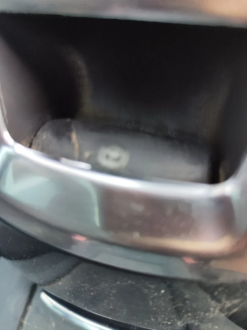 Foto de PALANCA FRENO PEUGEOT 5008 1.6 HDi FAP CAT (9HZ / DV6TED4) (109 CV / 80 KW)