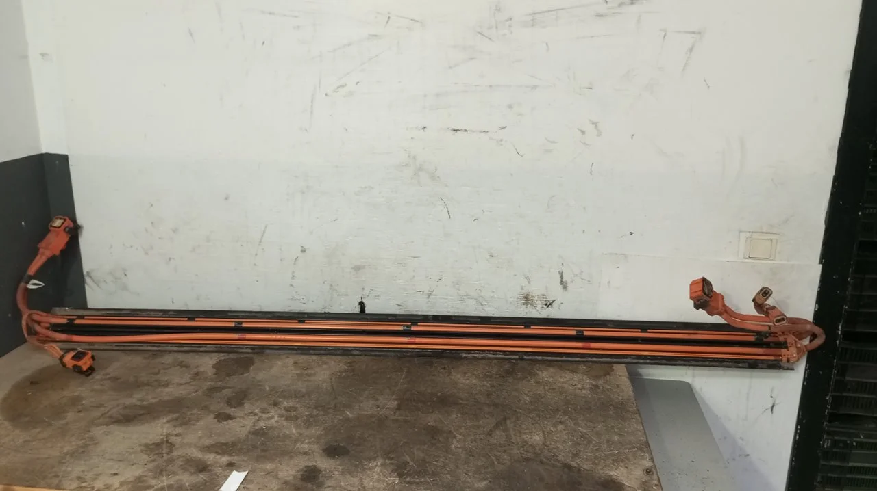 Foto de NO IDENTIFICADO TESLA MODEL 3 eléctrico 258 kW (cont. 153 kW) (350 CV / 258 KW) referencia 100900300D