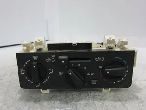 Foto de NO IDENTIFICADO CITROEN C2 1.1  (60 CV / 44 KW) referencia F664477S
