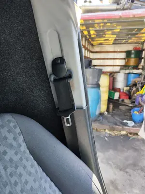 Foto de CINTURON SEGURIDAD DELANTERO IZQUIERDO MERCEDES-BENZ VANEO (BM 414) COMPACT VAN 1.7 CDI Diesel CAT (75 CV / 55 KW) referencia A4148600985