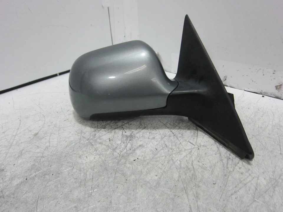 Foto de RETROVISOR DERECHO AUDI A6 BERLINA (4B2) 2.5 V6 24V TDI (150 CV / 110 KW) referencia 0132296