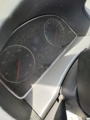 Foto de CUADRO INSTRUMENTOS VOLKSWAGEN CADDY (2K)(02.2004) 1.9 TDI (BSU) (75 CV / 55 KW)