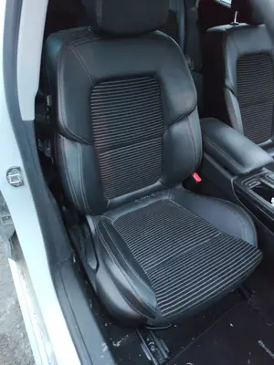 Foto de ASIENTO DELANTERO DERECHO RENAULT TALISMAN SPORT TOURER 1.6 dCi Diesel FAP Energy (131 CV / 96 KW) referencia 876118410R foto 2