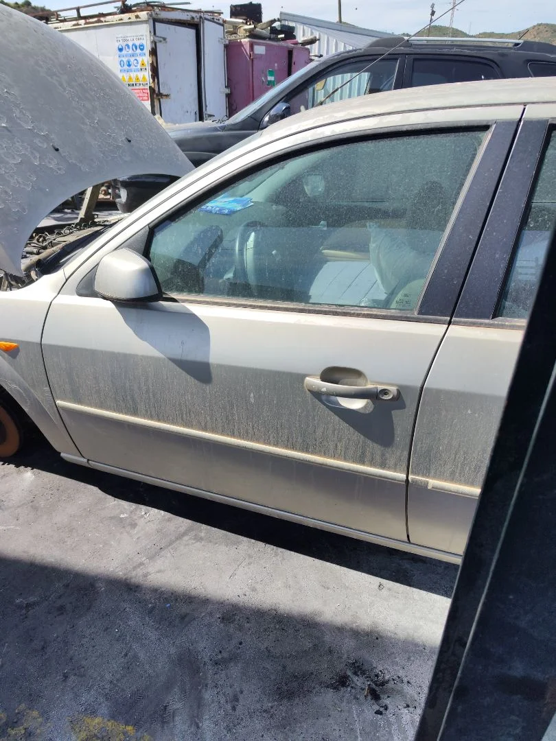 Foto de PUERTA DELANTERA IZQUIERDA FORD MONDEO BERLINA (GE) 2.0 TDCi CAT (131 CV / 96 KW) referencia 1446438