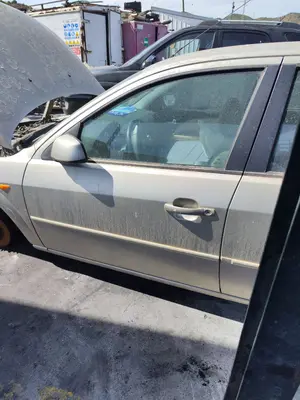 Foto de PUERTA DELANTERA IZQUIERDA FORD MONDEO BERLINA (GE) 2.0 TDCi CAT (131 CV / 96 KW) referencia 1446438